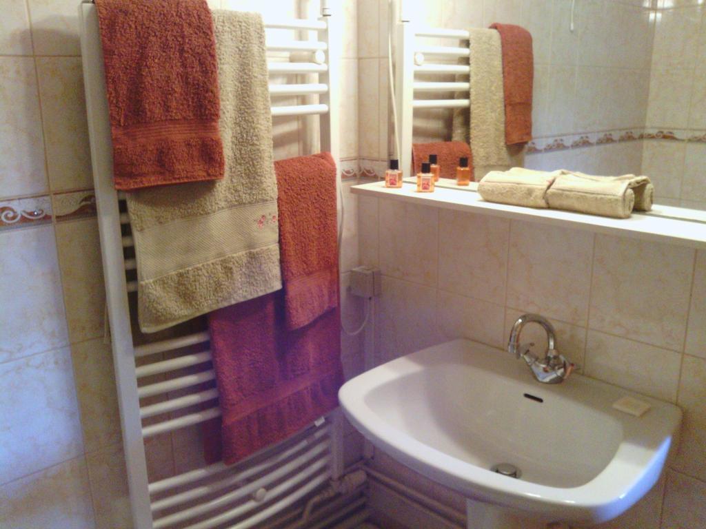 Manoir Du Val Harangt Bed & Breakfast Mardilly Phòng bức ảnh